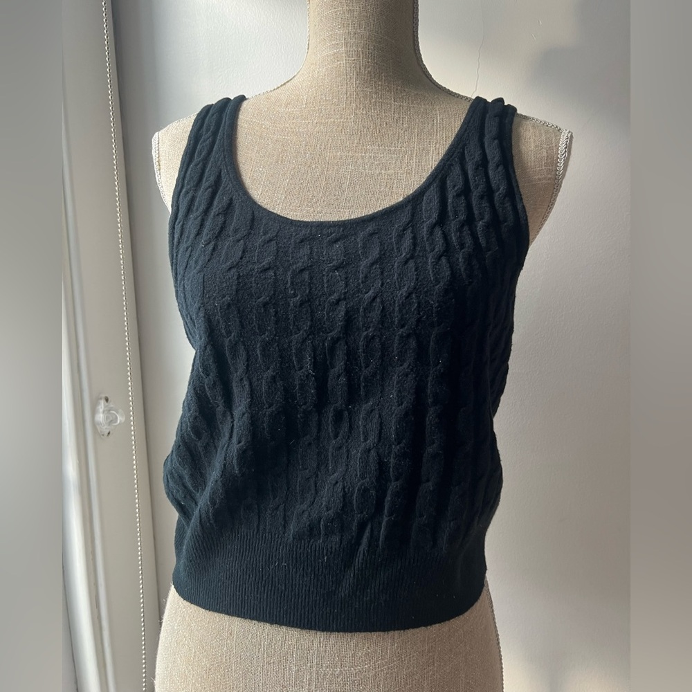 GAP CashSoft cable-knit cropped tank